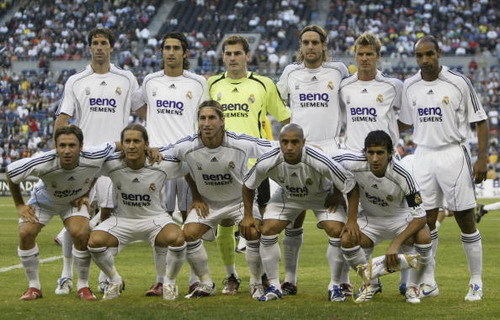 罗体：那不勒斯优先考虑在冬窗租借球员，但要先卖掉一些球员（罗体：那不勒斯冬窗引援以租借为主，需先出售部分球员）