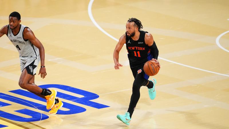 官方：梅西当选美职联年度最有价值球员，为蝉联该奖项第一人（美职联官方宣布：梅西荣膺年度MVP，史上首位实现蝉联）