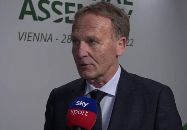 76人vs勇士首发：恩比德复出搭档马克西，霍福德首次首发（勇士战76人首发公布：恩比德复出联手马克西，霍福德迎来首次先发）