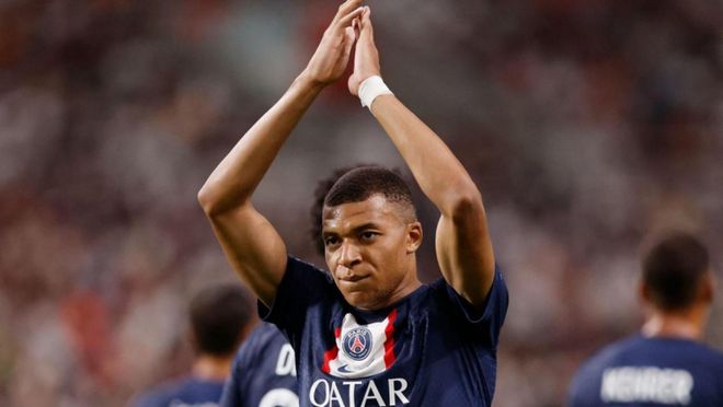 马尔穆什：与萨拉赫交手感觉很棒，相信埃及球迷会为我们骄傲（马尔穆什：与萨拉赫过招令人兴奋，相信埃及球迷会为我们自豪）