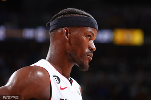 阿森纳青年军展现希望（阿森纳小将展露锋芒）