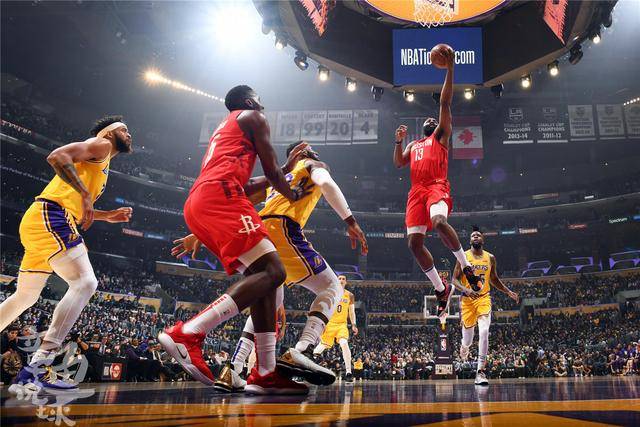 马塞洛：我很喜欢姆巴佩，本想和他并肩作战但他来皇马有点晚（马塞洛：我很欣赏姆巴佩，原本希望与他并肩作战，可惜他来皇马晚了一步）