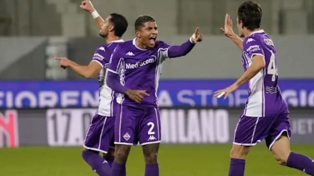 2025／26赛季英超：C罗两项纪录在同一天分别被姆巴佩追平、哈兰德超越（英超2025／26赛季同日见证：姆巴佩追平、哈兰德超越C罗两项纪录）