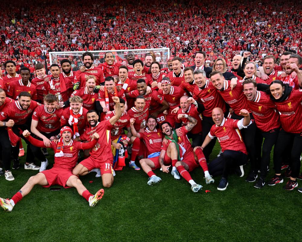 这庆祝动作太有梗了（这庆祝动作笑点拉满）