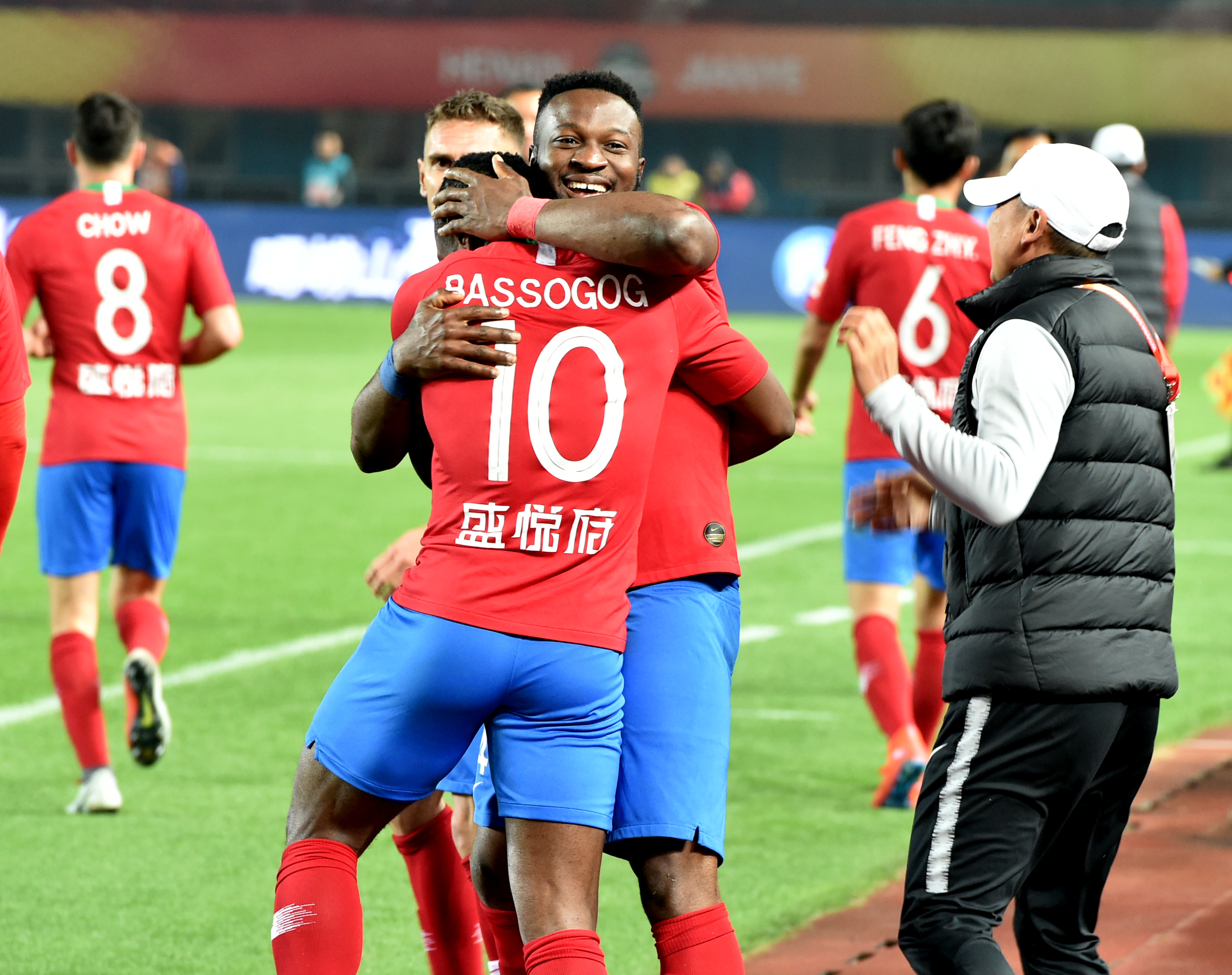 替补未出场，姆巴佩上一次欧冠比赛没出场也是对阵曼城（连续两次欧冠遇曼城，姆巴佩皆替补未出场）