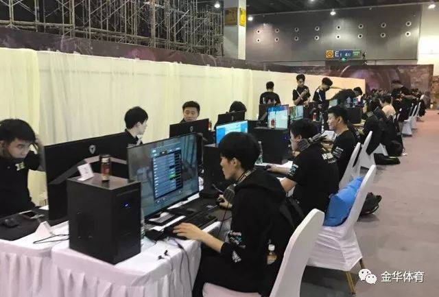 坚韧不拔的 坚韧不拔的